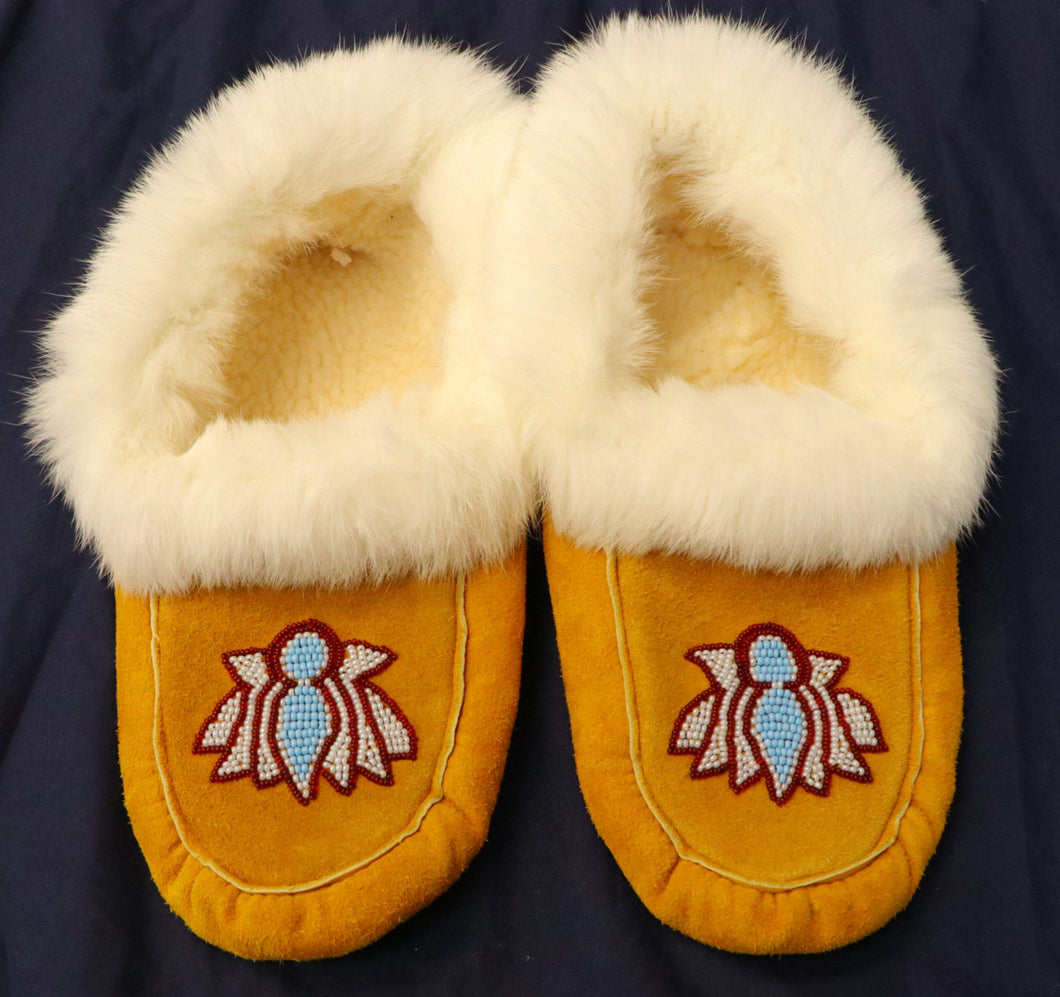 SIZE 9 MOCCASINS (RABBIT FUR) woman's size 9