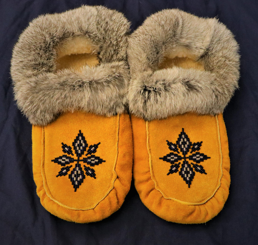 SIZE 11 MOCCASINS