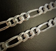 Load image into Gallery viewer, 925 SILVER FIGARO CHAIN 30&quot;
